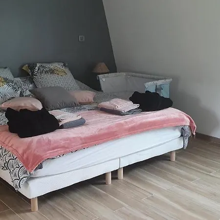 Du Château Casa de Férias Saint-Samson